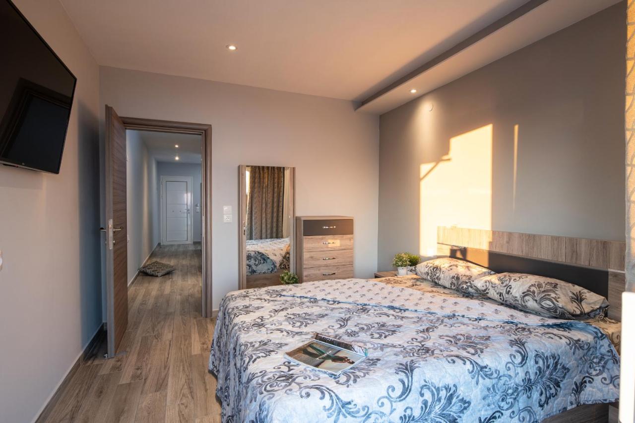 Sunset Studios - Suites With Seaview & Back Side Apartements Toroni Exterior photo
