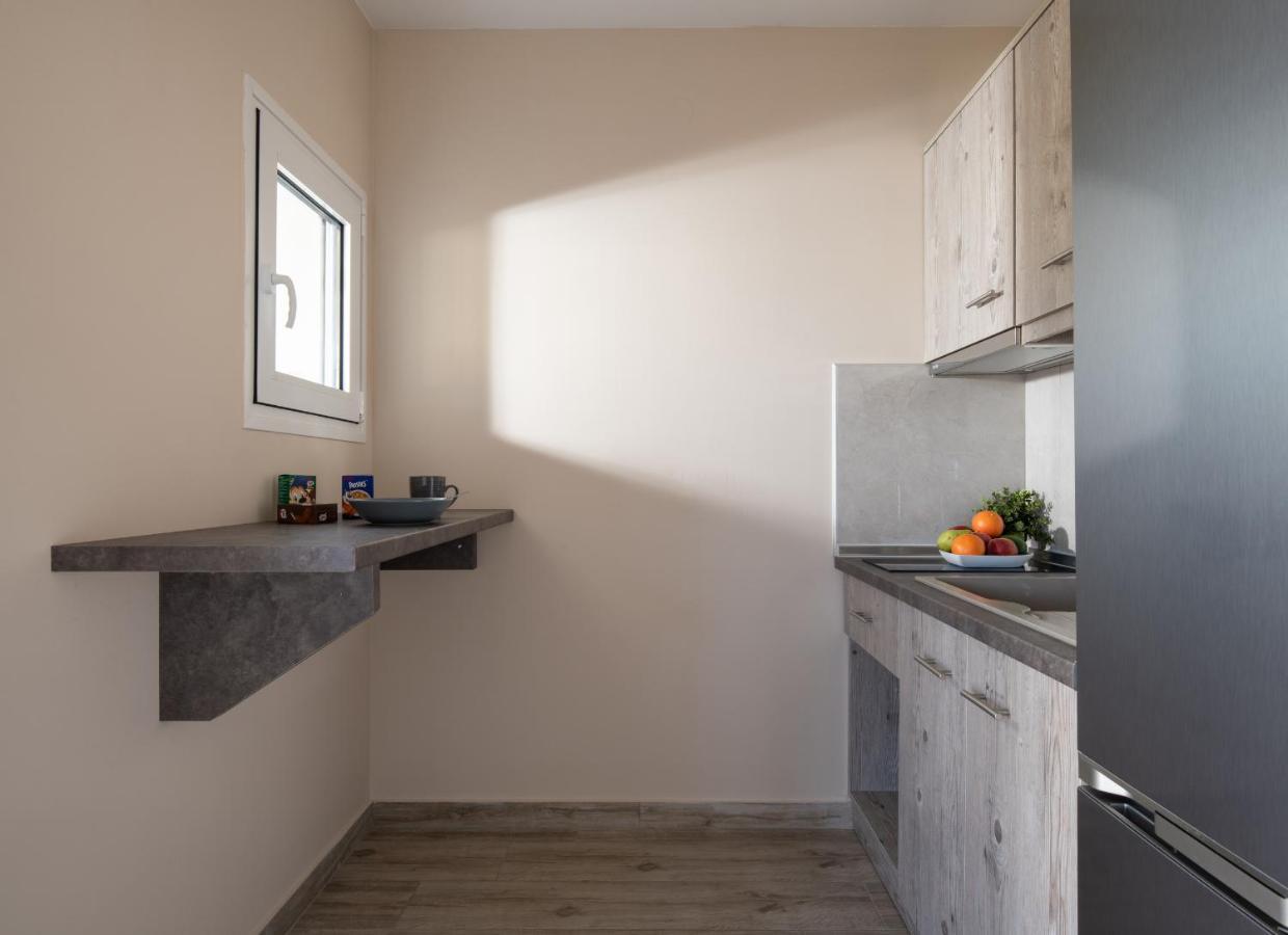 Sunset Studios - Suites With Seaview & Back Side Apartements Toroni Exterior photo