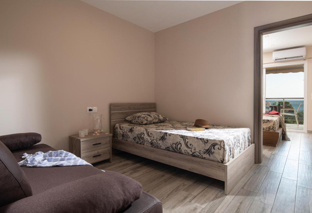 Sunset Studios - Suites With Seaview & Back Side Apartements Toroni Exterior photo