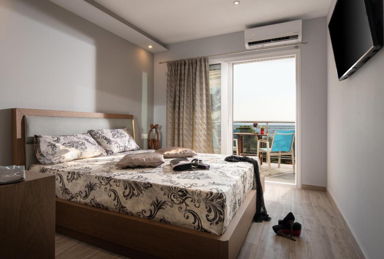 Sunset Studios - Suites With Seaview & Back Side Apartements Toroni Exterior photo